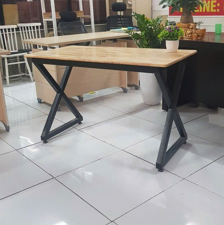 Ảnh thực tế Bàn Chân Sắt Chữ X-1m2-HN10