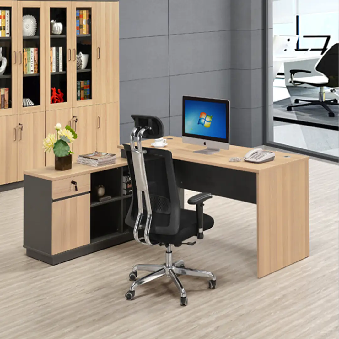 Ảnh thực tế Bàn Giám Đốc Hiện Đại Gamma - HN1113
