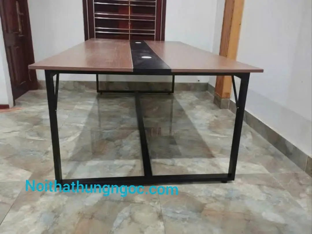 Bàn Họp Chân Sắt HN1205