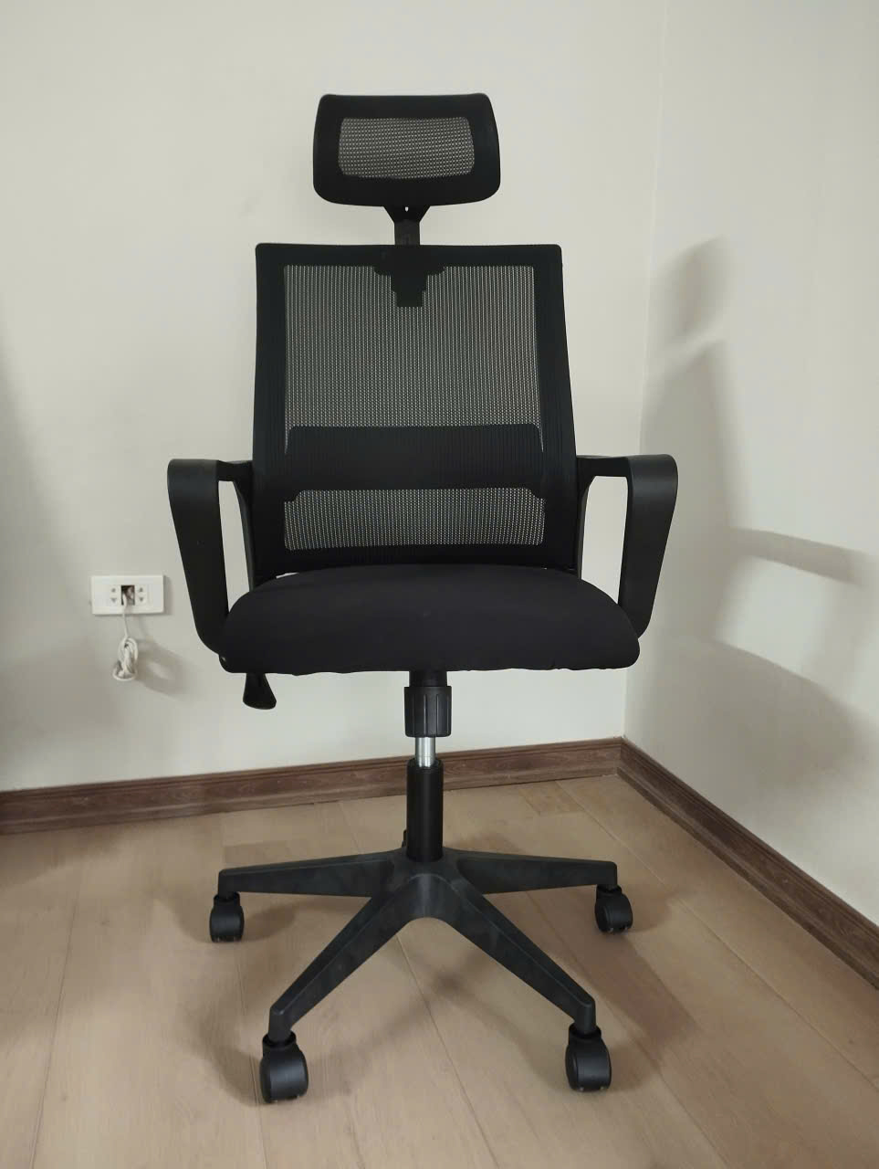 Nội thất Hùng Ngọc - Ghế xoay có tựa đầu HN501