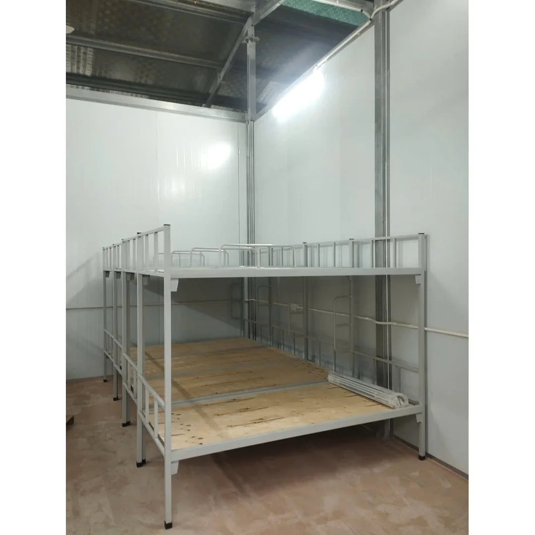 Giường sắt 2 tầng lắp đặt thực tế cho khu lưu trú tại Hà Nội