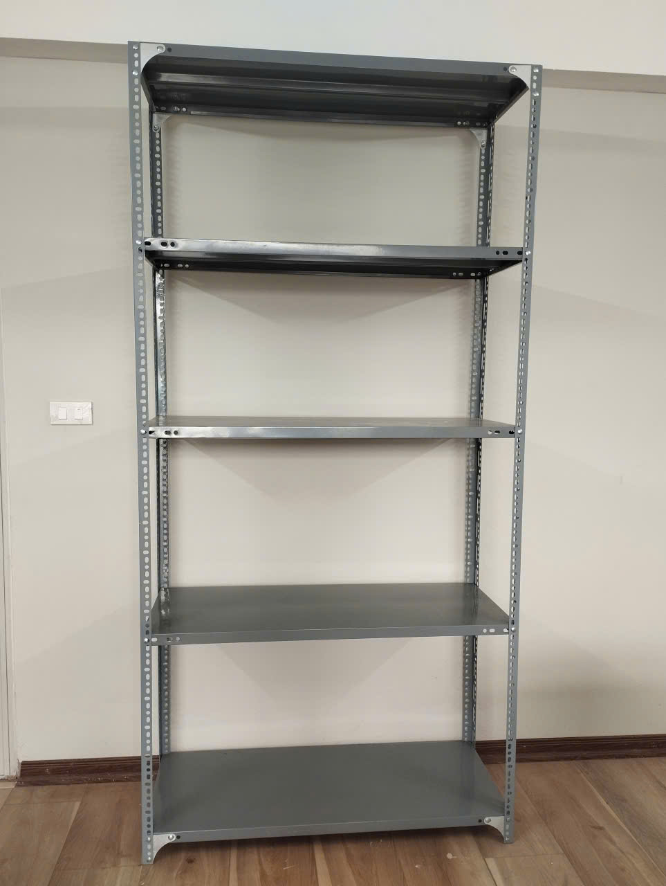 Kệ Sắt V Lỗ 5 Tầng Giá Rẻ-HN317